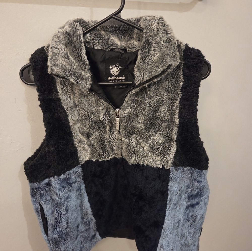 Dollhouse Fuzzy Colorblock Vest